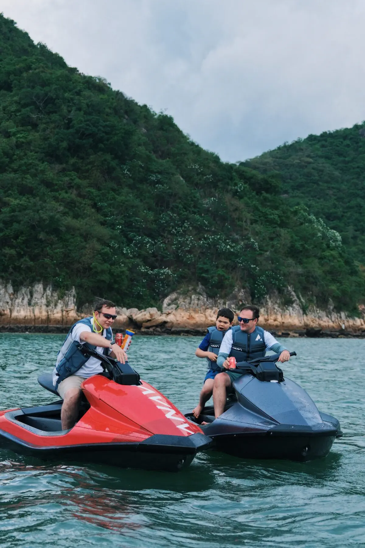 ANAVI smart electric watercraft lifestyle